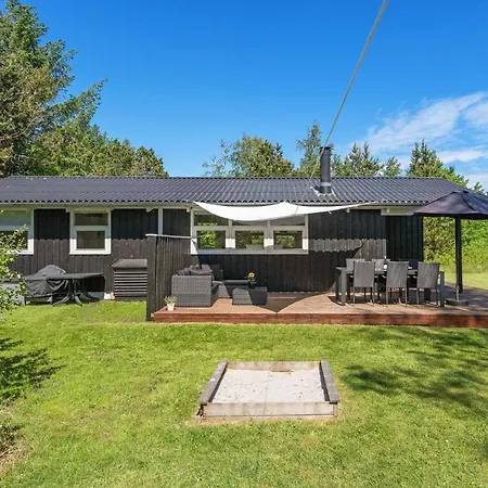 Lovely In With Kitchen Holiday home Jerup
