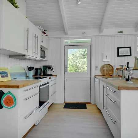 Lovely In With Kitchen בית נופש Jerup