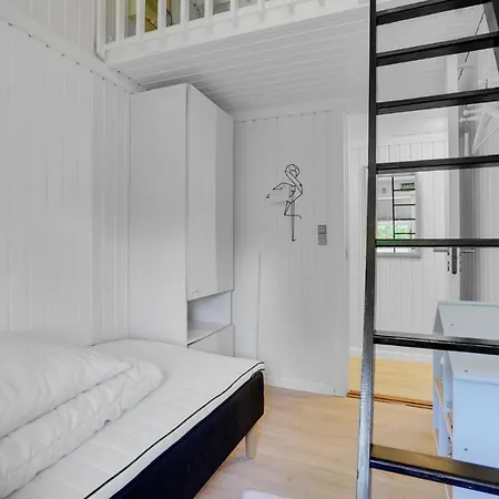 Lovely In With Kitchen Holiday home