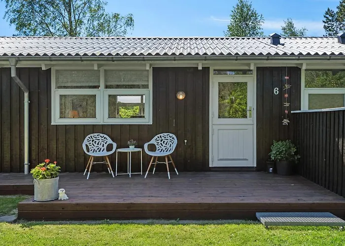 Lovely In With Kitchen